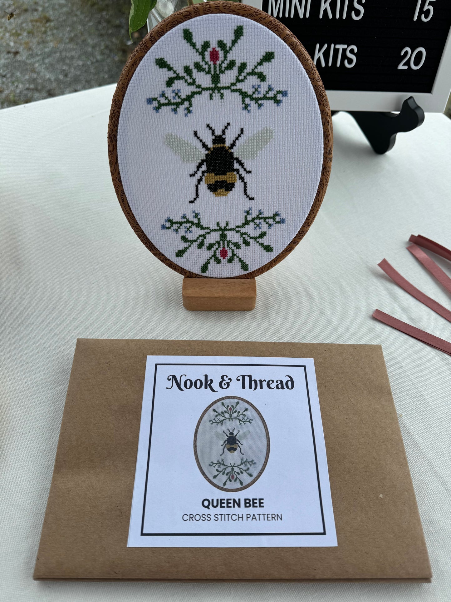 Queen Bee Digital Pattern